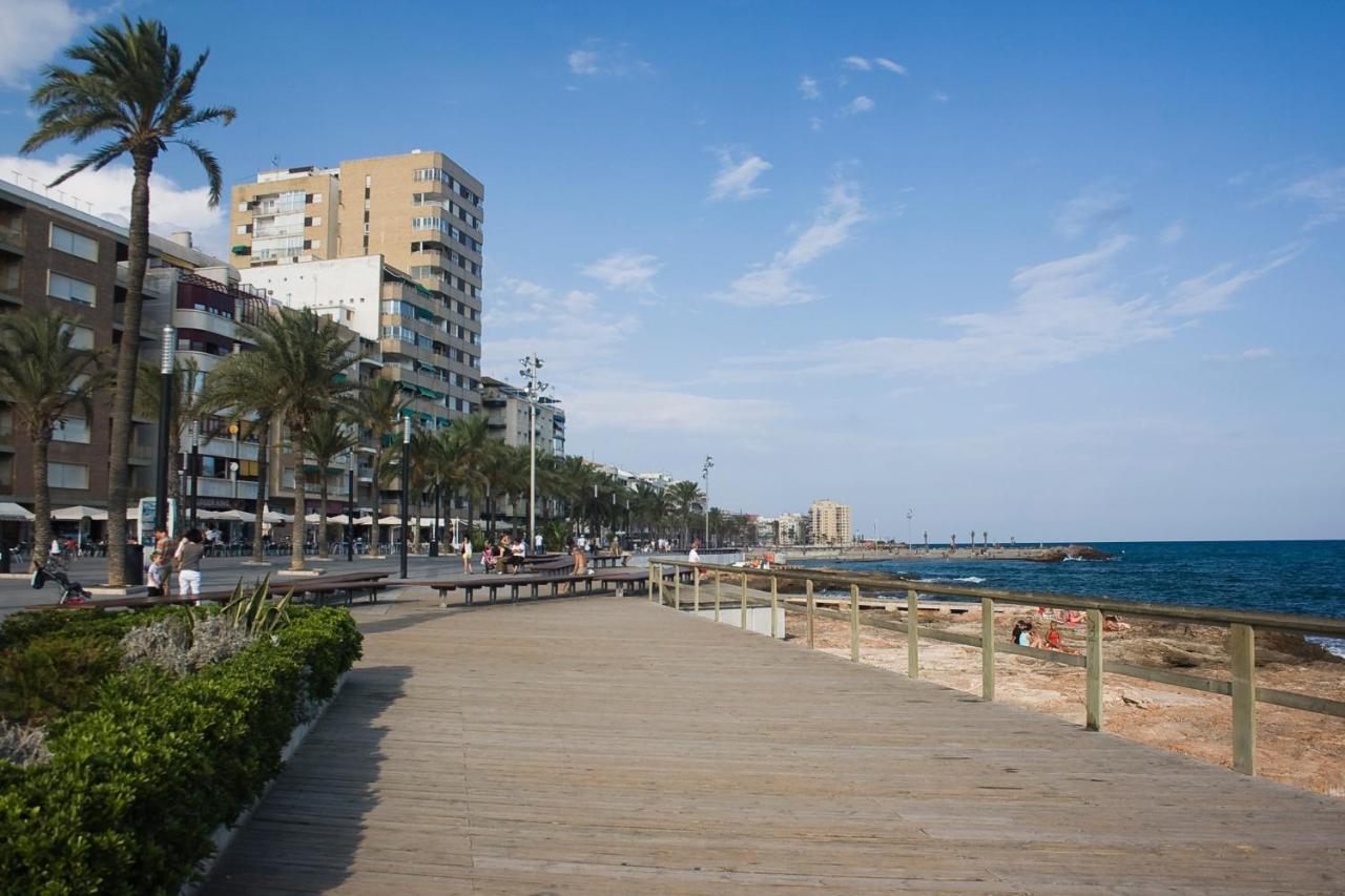 Homely Apartments Playa De Los Locos Торевиеха Екстериор снимка