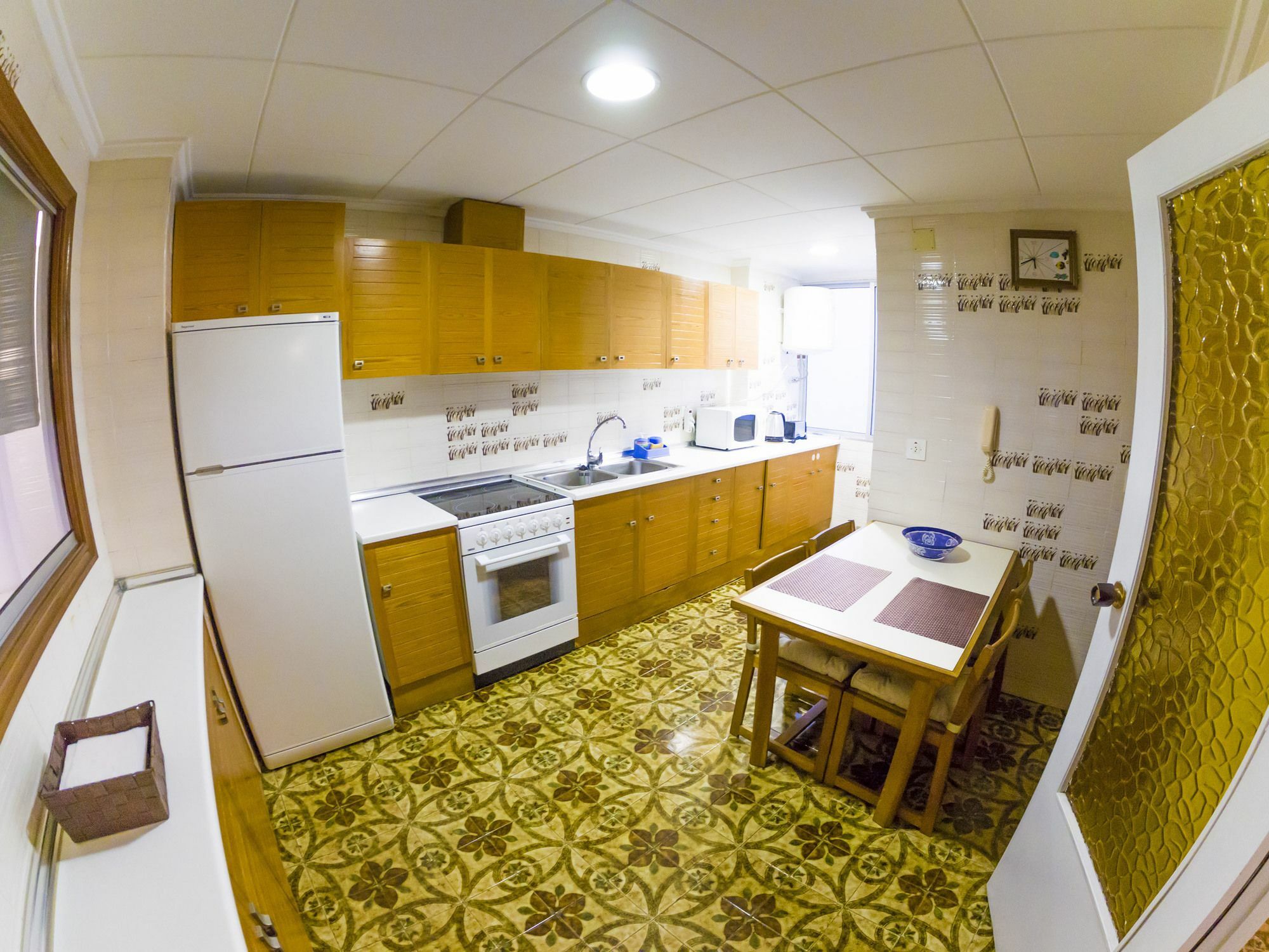Homely Apartments Playa De Los Locos Торевиеха Екстериор снимка