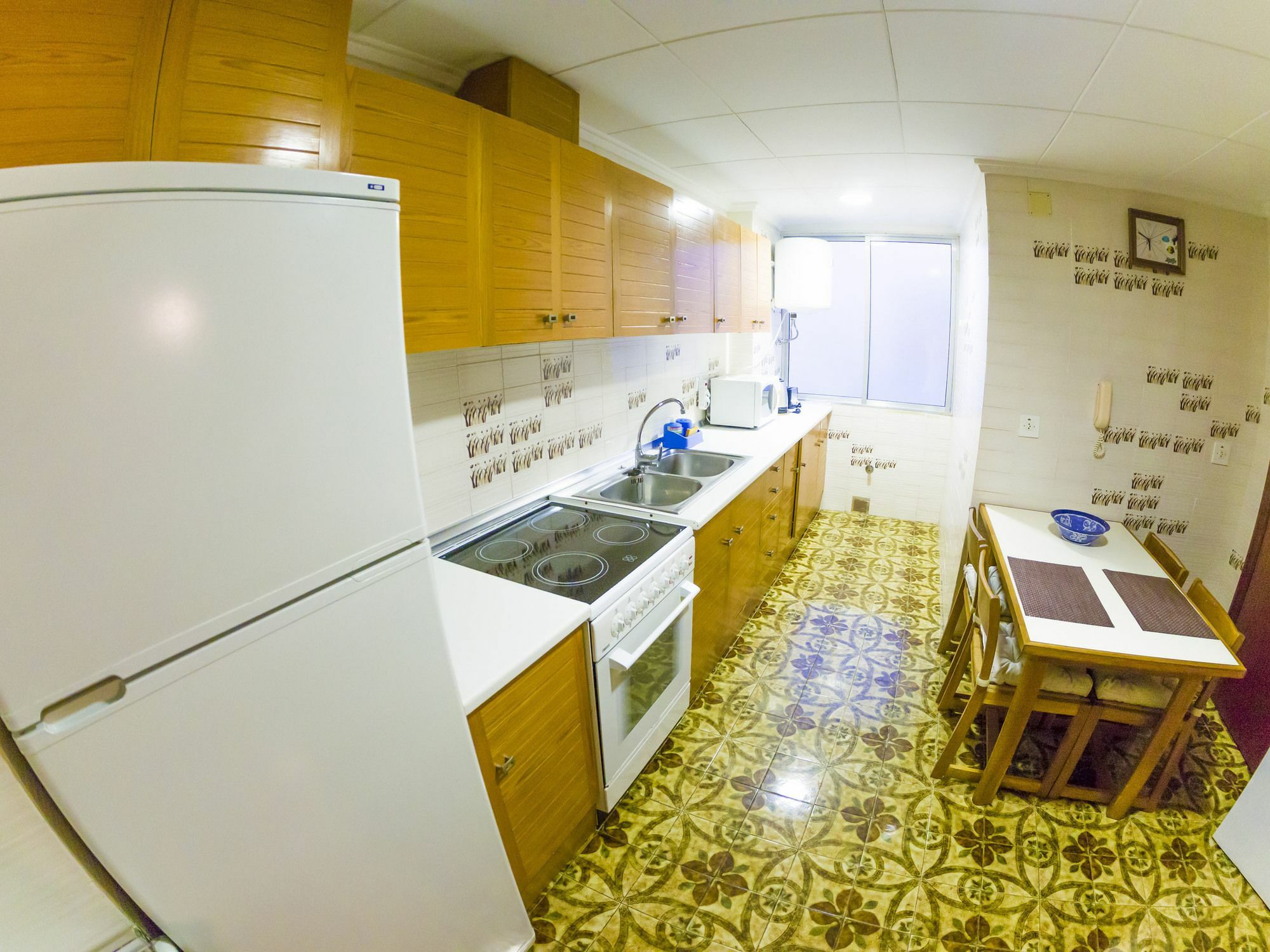 Homely Apartments Playa De Los Locos Торевиеха Екстериор снимка
